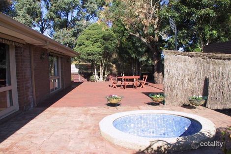 Property photo of 28 Jamieson Avenue Rowville VIC 3178