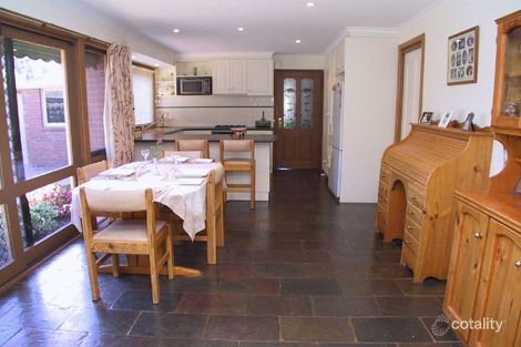 Property photo of 28 Jamieson Avenue Rowville VIC 3178