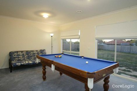 Property photo of 37 Claremont Way Lysterfield VIC 3156