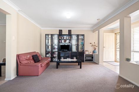 Property photo of 4 Tristania Court Thornton NSW 2322