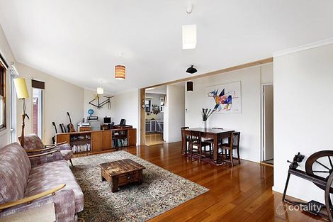 18 Salisbury St, Newport, VIC 3015