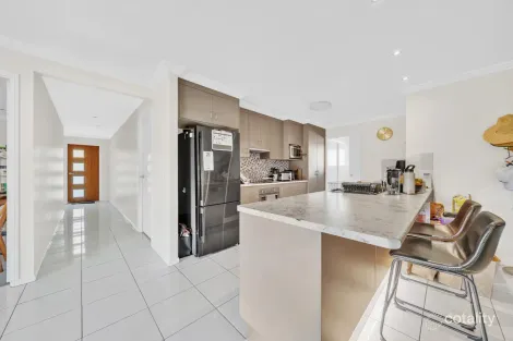 Property photo of 9 Blue Gums Drive Emerald QLD 4720