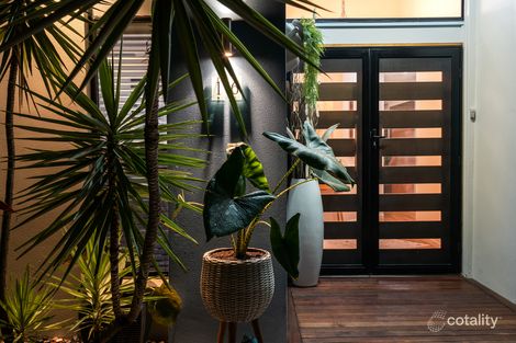 Property photo of 16 The Avenue Windaroo QLD 4207