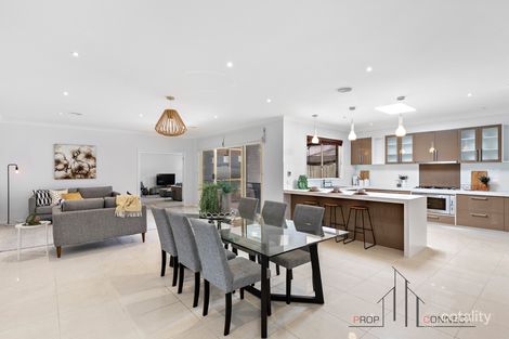 Property photo of 122 Rossack Drive Waurn Ponds VIC 3216
