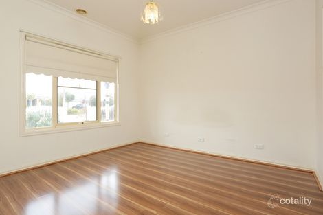 Property photo of 5 Fullard Close Point Cook VIC 3030