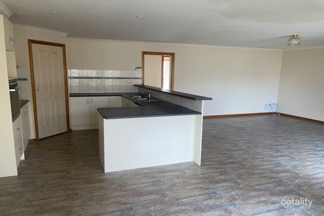 Property photo of 7 Altieri Place Ballarat East VIC 3350