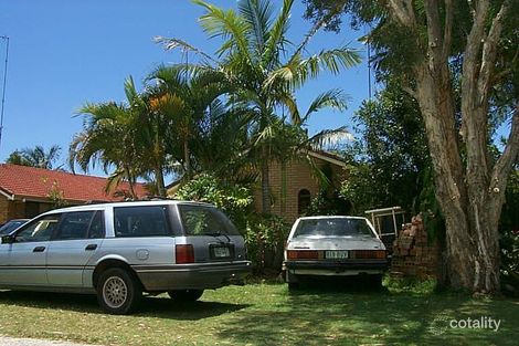 4 Riviera Ave, Tweed Heads West, NSW 2485