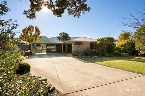17 Service St, Porepunkah, VIC 3740
