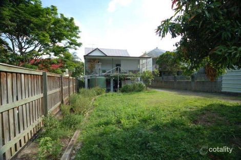 Property photo of 62 Park Road West Dutton Park QLD 4102