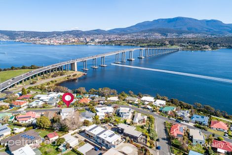 Property photo of 13 Marana Avenue Rose Bay TAS 7015