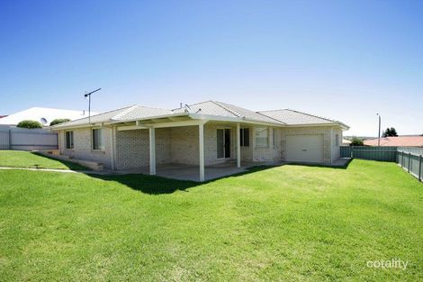 Property photo of 11 Kaloona Drive Bourkelands NSW 2650