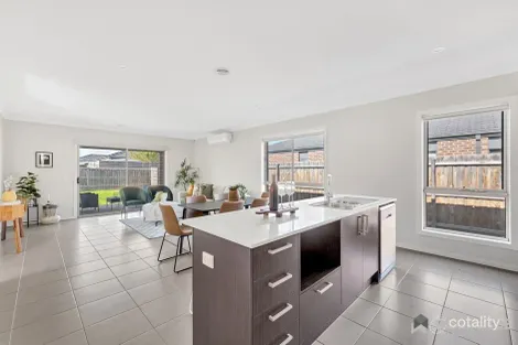 Property photo of 28 Licina Road Brookfield VIC 3338