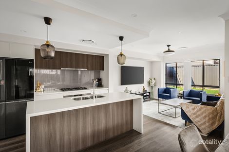 161 Crown St, Grantham Farm, NSW 2765