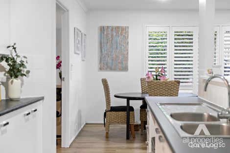 Property photo of 14 Fenwood Close Boronia Heights QLD 4124
