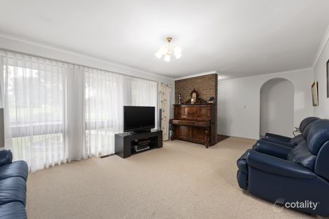 Property photo of 15 Stratford Square Wantirna VIC 3152