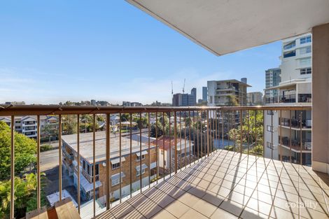 Property photo of 21/89 Thorn Street Kangaroo Point QLD 4169