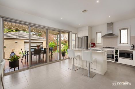 Property photo of 141 Main Drive Macleod VIC 3085