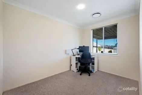 Property photo of 30 Lorenzo Crescent Rosemeadow NSW 2560