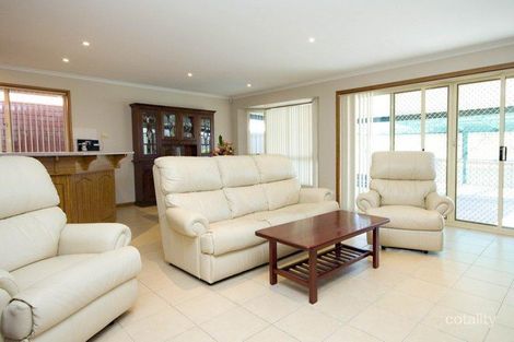 Property photo of 22 Mildara Close Woodcroft SA 5162