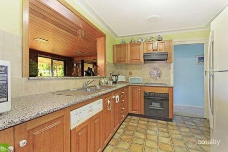 Property photo of 10 Banksia Avenue Windang NSW 2528