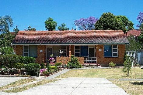 10 Priestley St, Embleton, WA 6062