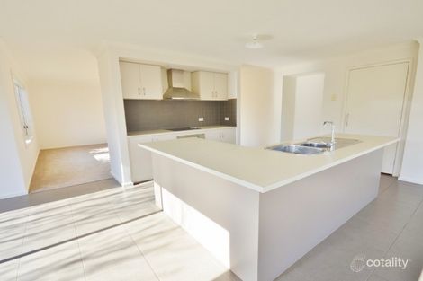 Property photo of 4 Headland Way Inverloch VIC 3996