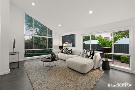 Property photo of 6 Beech Place Jerrabomberra NSW 2619