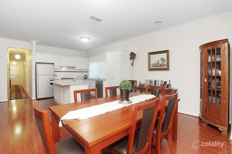 Property photo of 10 Daly Circuit Caroline Springs VIC 3023