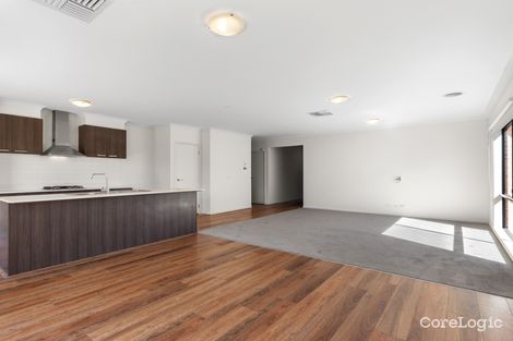 Property photo of 37 Artfield Street Cranbourne East VIC 3977