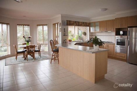 Property photo of 65 Walker Drive Drouin VIC 3818