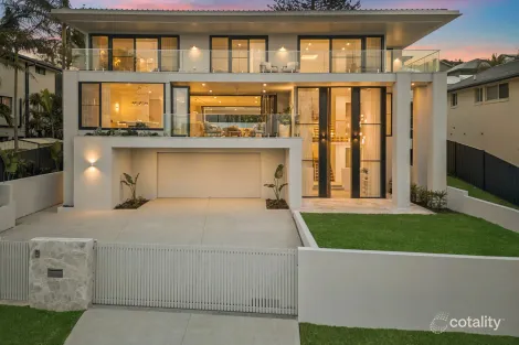 Property photo of 110 Ocean View Drive Wamberal NSW 2260