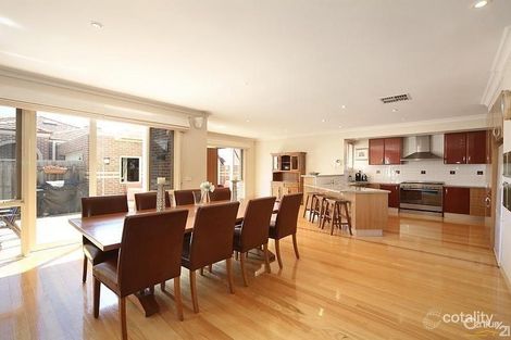 Property photo of 249 Centre Road Bentleigh VIC 3204