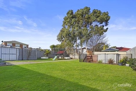 Property photo of 21 Sugar Gum Court Narre Warren South VIC 3805
