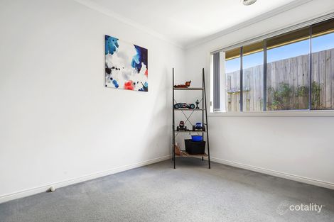 Property photo of 21 Sugar Gum Court Narre Warren South VIC 3805