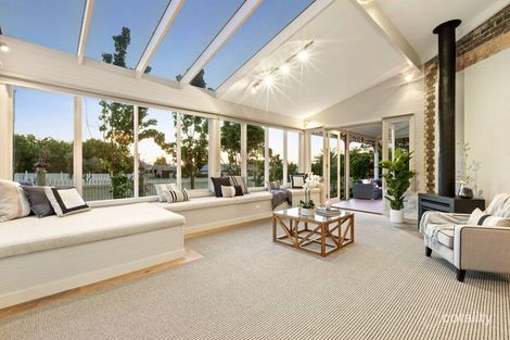 Property photo of 19 Albert Street Mornington VIC 3931