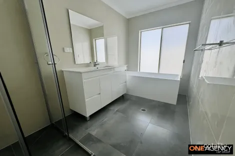 Property photo of 42 Frigate-Bird Avenue Hinchinbrook NSW 2168