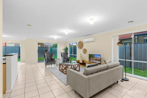 Property photo of 11 Goldstein Vista Point Cook VIC 3030