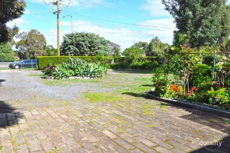 Property photo of 50 Bulla Road Bulla VIC 3428