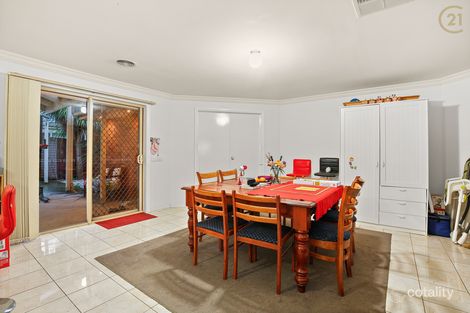 Property photo of 34 Earlsfield Drive Berwick VIC 3806