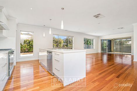 Property photo of 7 Braeburn Court Brown Hill VIC 3350