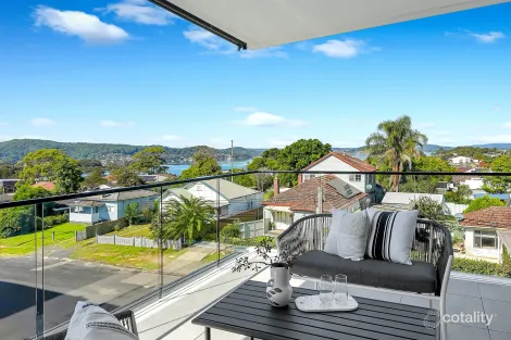 305/179 Albany St, Point Frederick, NSW 2250