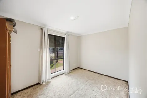 Property photo of 12 Barnes Avenue Australind WA 6233