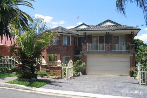 16 Bangor St, Guildford, NSW 2161