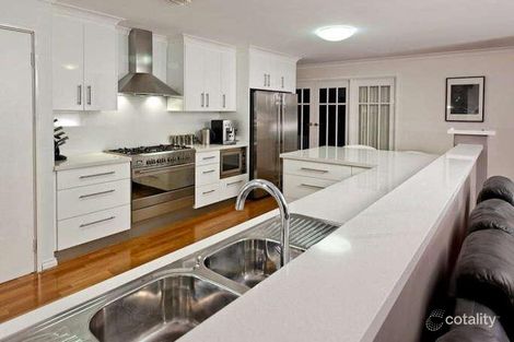 Property photo of 4 Yeldon Tor Winthrop WA 6150