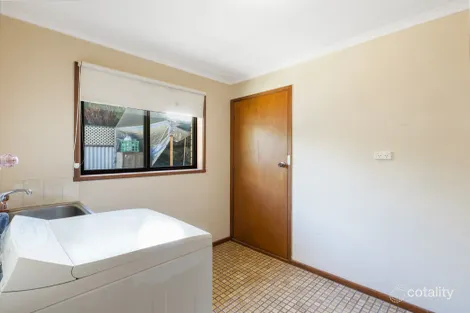 Property photo of 2/1 Skehan Avenue Wangaratta VIC 3677