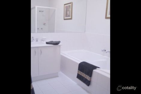 Property photo of 13/22 Ventosa Way Werribee VIC 3030