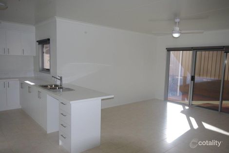 Property photo of 21 Hibiscus Way Newman WA 6753