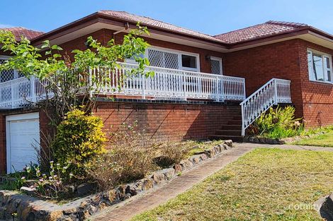 8 Mandoon Rd, Girraween, NSW 2145