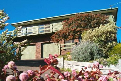8 Coombes Ct, Rye, VIC 3941