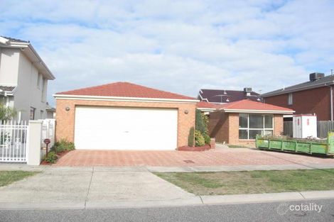 Property photo of 8 Armstrong Way Dandenong North VIC 3175